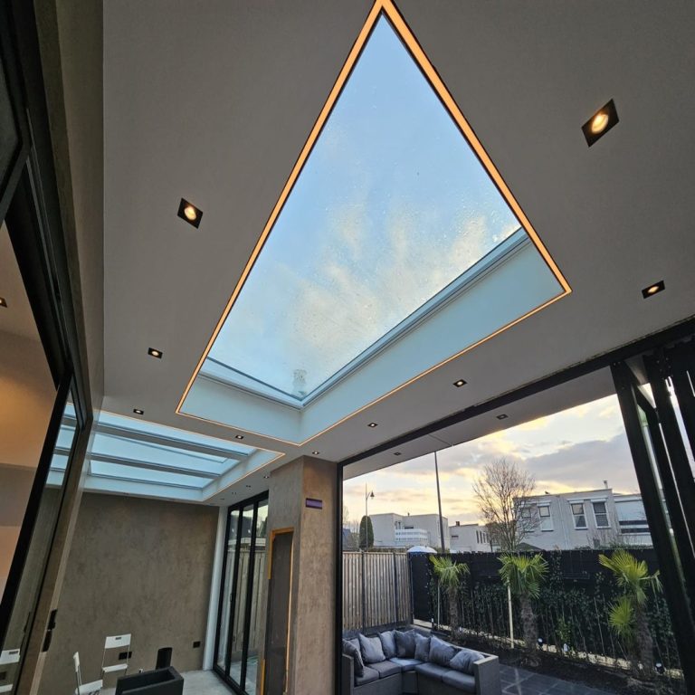 window12_skylight_roof_1080x1080