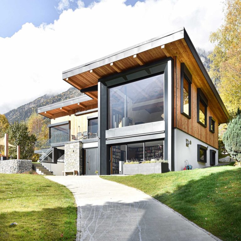 window1_modern_exterior_1080x1080