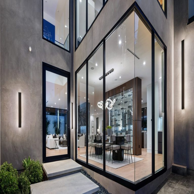 window9_corner_modern_1080x1080